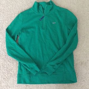 Green vineyard vines quarter zip
